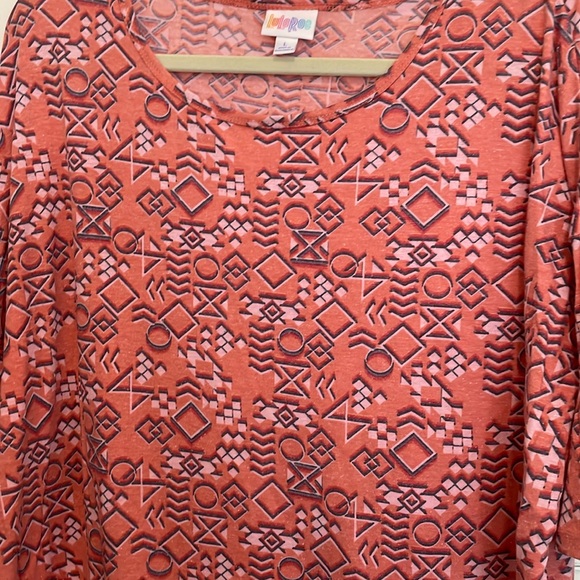 LuLaroe IRMA Shirt - large - Picture 4 of 4